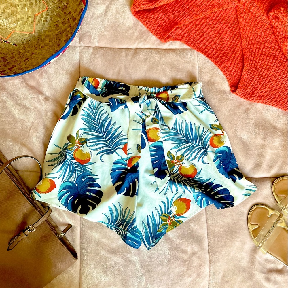 NWOT Sz XL Tropical Print Shorts by SHEIN